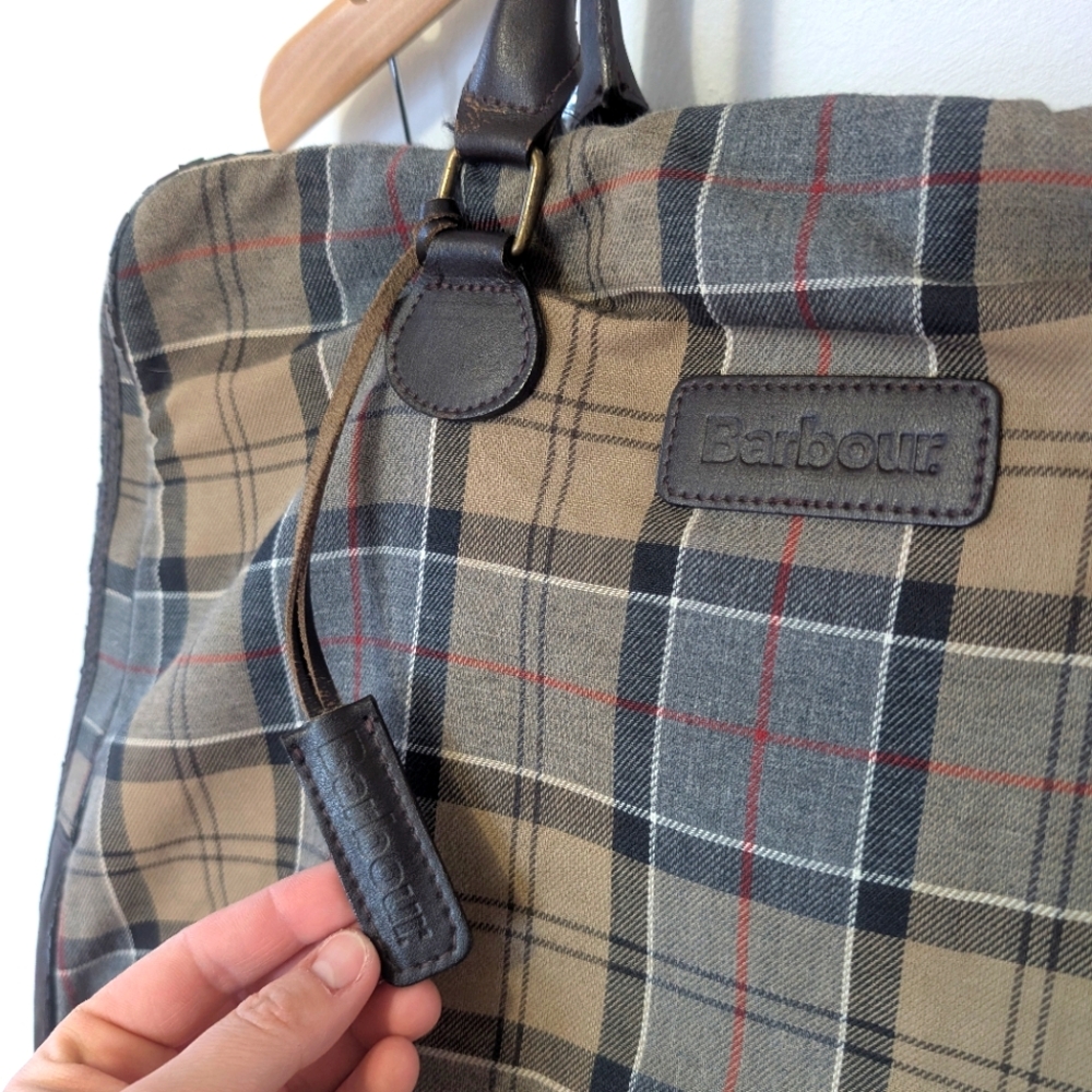 Barbour Vintage Overnight Weekender Zipper Duffle Bag in Dress Tartan - Picture 5 of 14